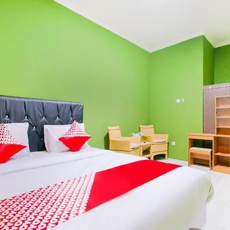 Oyo 1014 Bettah Coba 2 Sukabumi Hotel Kültér fotó