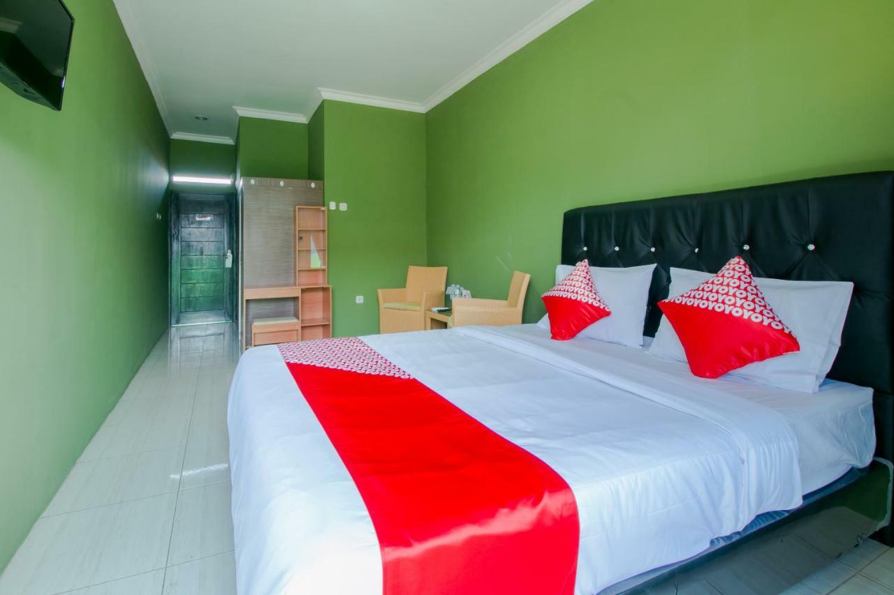 Oyo 1014 Bettah Coba 2 Sukabumi Hotel Kültér fotó